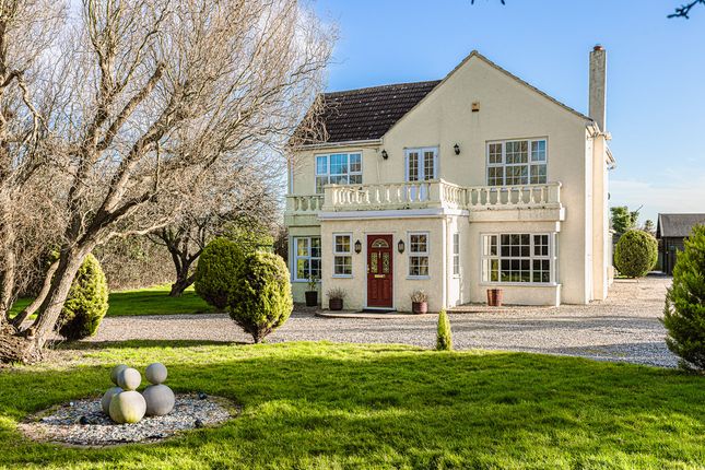 Basildon SS15 6 bed detached house for sale