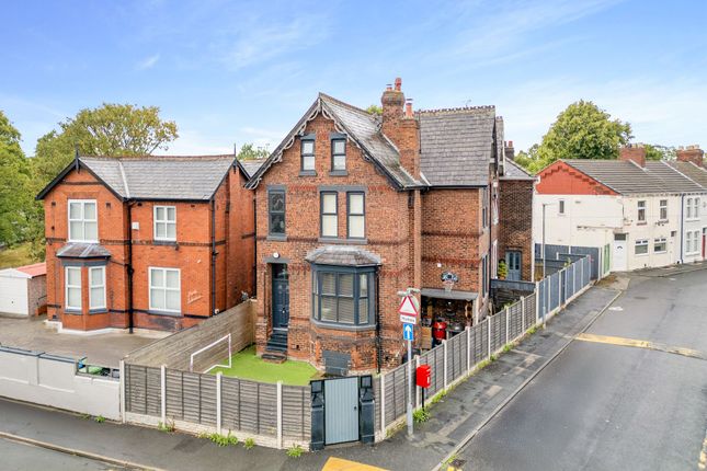 5 bedroom semi-detached house for sale