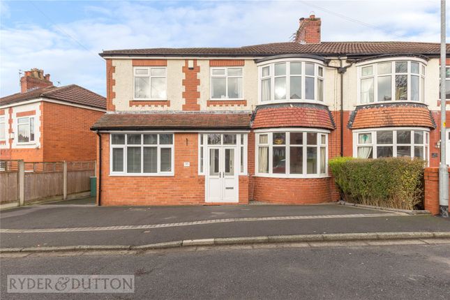 Home Drive, Alkrington, Middleton... 3 bed semi