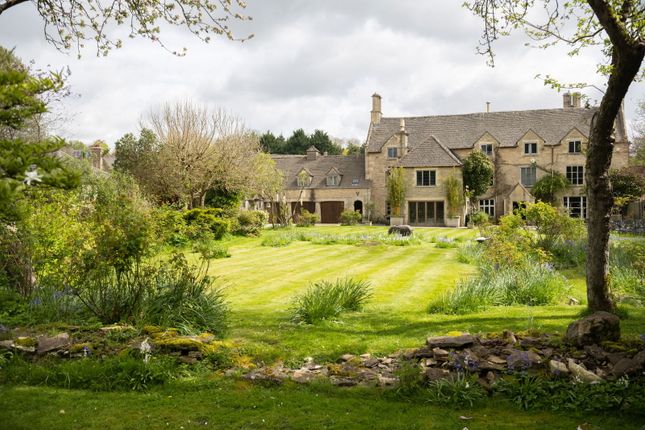 6 bedroom country house for sale