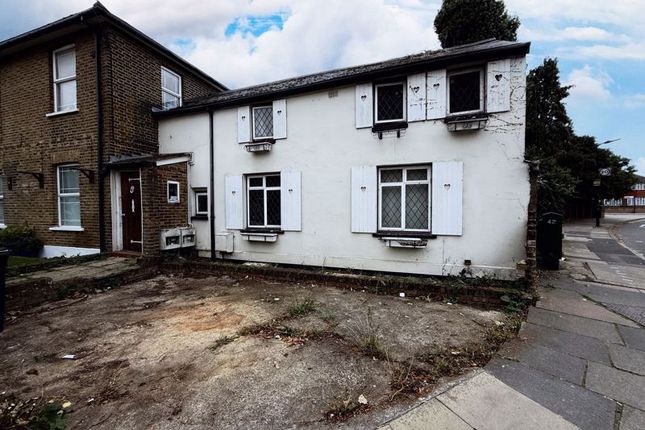 Old Ruislip Road, Northolt 2 bed cottage for sale