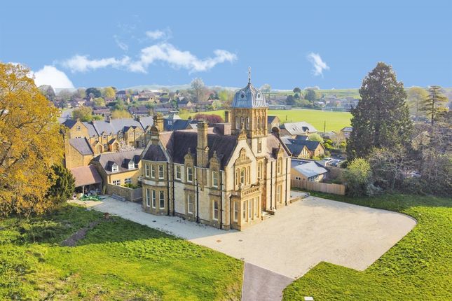 9 bedroom detached house for sale