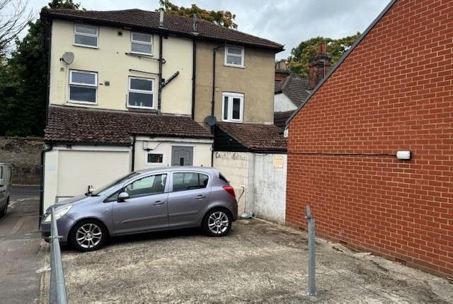 Semi-detached house for sale