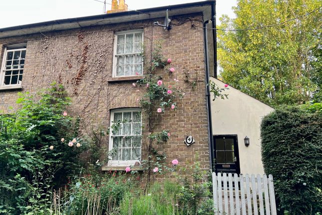 Triggers Row, Deal Road, Northbourne... 2 bed semi