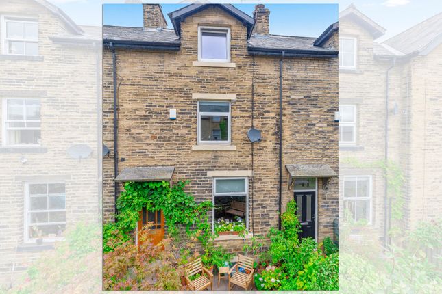 Ash Grove, Ilkley, West Yorkshire, LS29 4 bed terraced house for sale