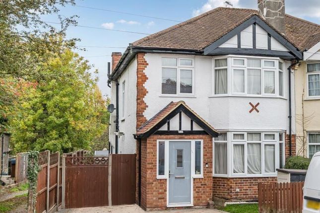 Bullhead Road, Borehamwood WD6 3 bed semi