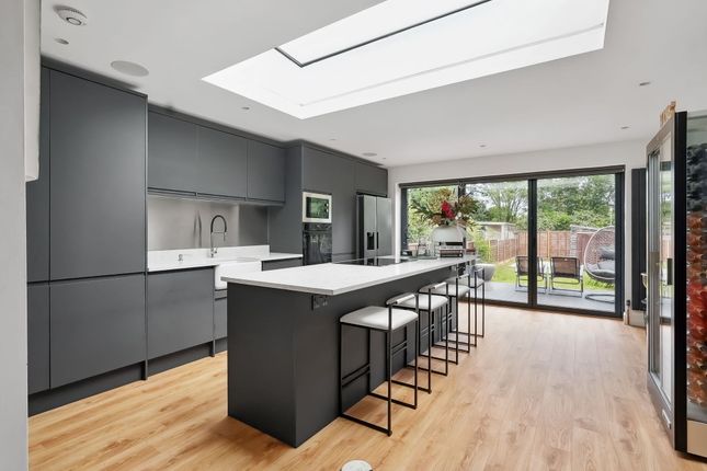 Sparrow Farm Road, Epsom, KT17 3 bed terraced house for sale