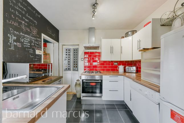 2 bedroom maisonette for sale