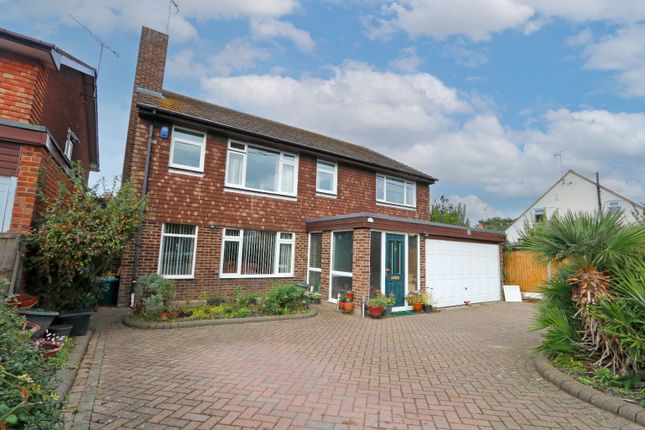 6 bedroom detached house for sale