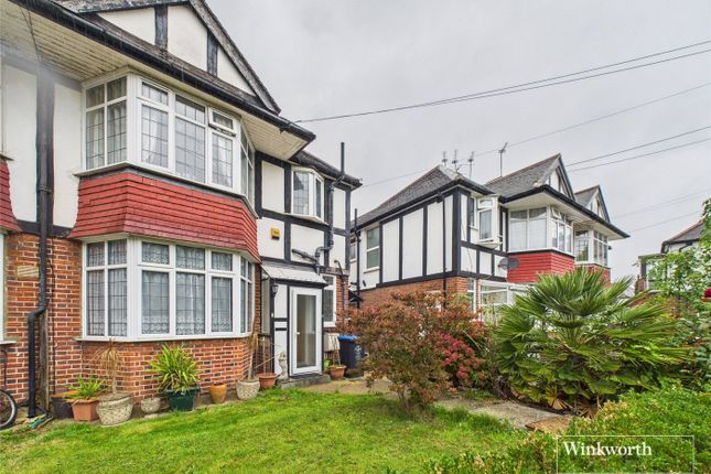 St. Andrews Road, London NW9 2 bed ground floor flat for sale
