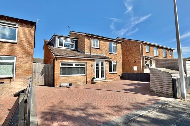 4 bed detached house