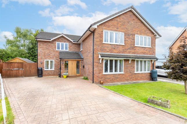 Howbeck Crescent, Wybunbury, Nantwich 5 bed detached house for sale