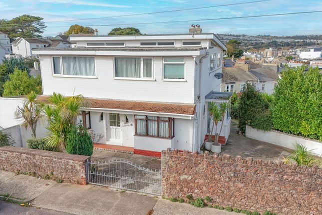 Cliff Road, Paignton 2 bed flat for sale
