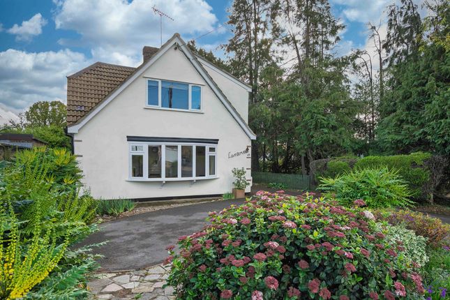 Heath Road, Ramsden Heath... 3 bed detached house for sale