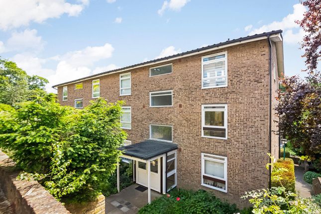 Jenson Way, Crystal Palace, London, SE19 1 bed flat for sale