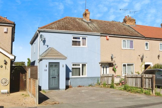 Mead Avenue, Langley 3 bed terraced house for sale