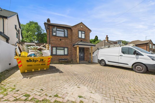 Caterham Drive, Coulsdon CR5 3 bed house for sale
