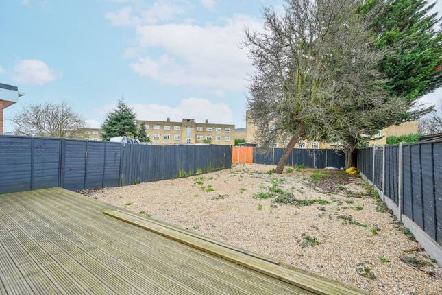 First Avenue, East Acton, London, W3 3 bed semi