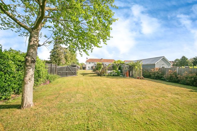 4 bedroom semi-detached house for sale