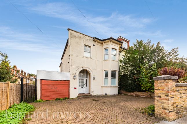 5 bedroom semi-detached house for sale