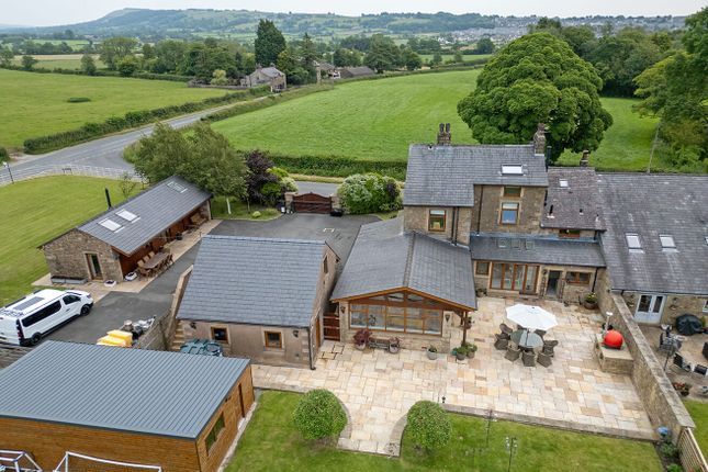 5 bedroom semi-detached house for sale