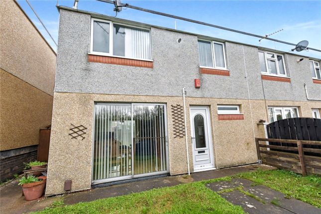 Woodbridge Lawn, Leeds, West Yorkshire 3 bed terraced house for sale