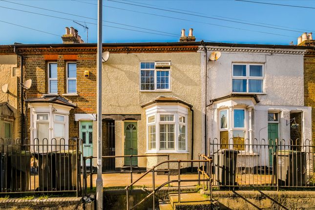 Waltham Abbey EN9 3 bed terraced house for sale