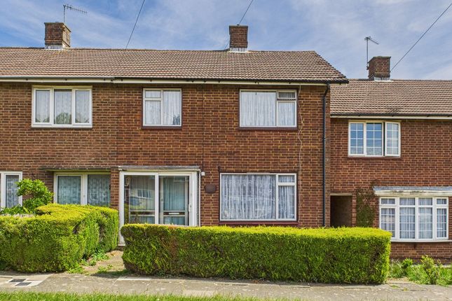 Candlefield Road, Hemel Hempstead, HP3 3 bed terraced house for sale