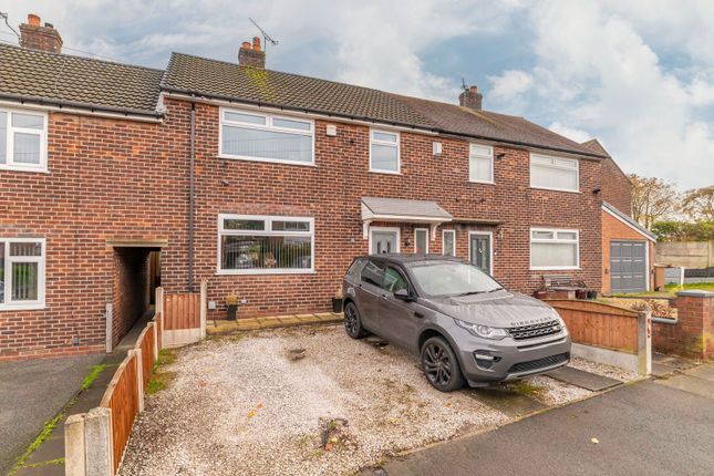 Buttermere Avenue, Heywood OL10 3 bed townhouse for sale