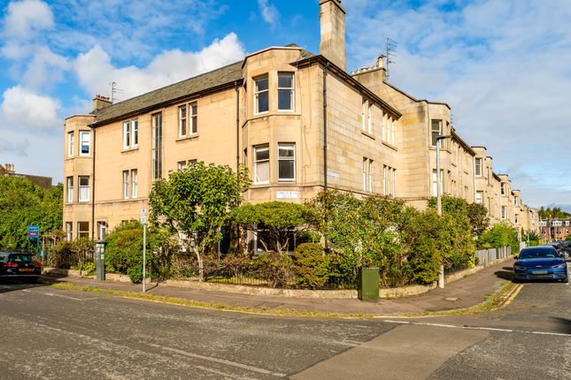 20/3 Comely Bank Grove, Comely Bank... 3 bed flat for sale