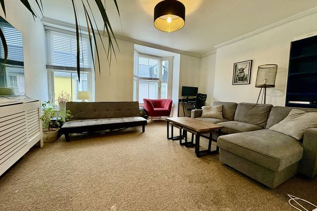 4 bed terraced house