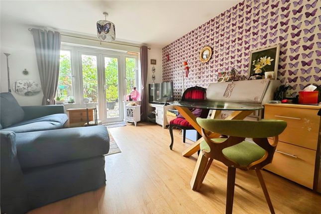 Willowbrook Close, Kent CT6 2 bed semi