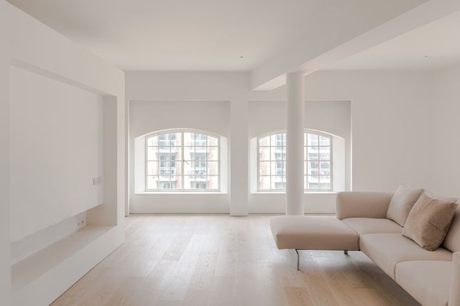 New Concordia Wharf, London, SE1 2 bed flat for sale
