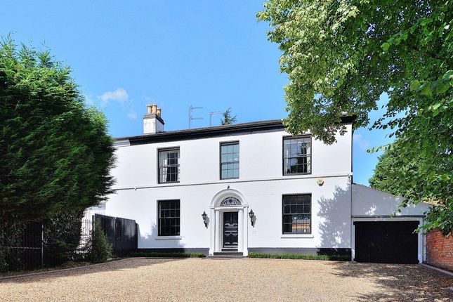4 bedroom semi-detached house for sale