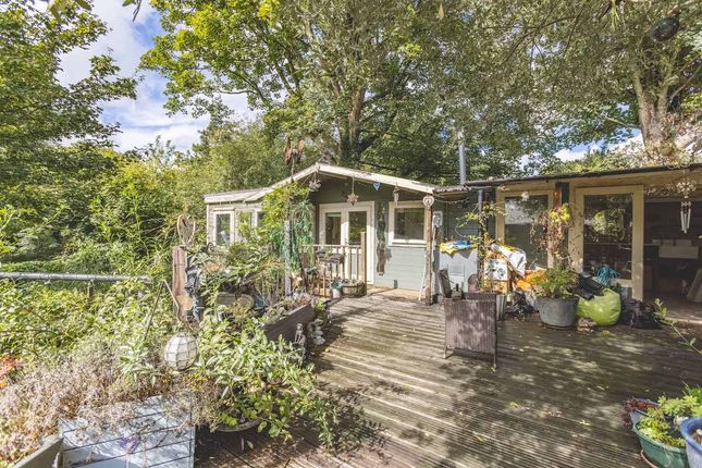 Benbow Waye, Benbow Moorings... 3 bed houseboat for sale