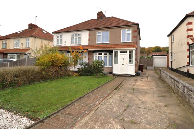 Arterial Road, Rayleigh, SS6 3 bed semi