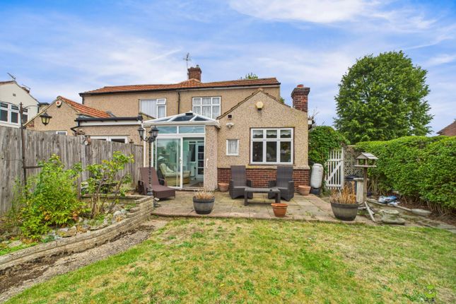 Woolwich Road, Bexleyheath, Kent, DA7 4 bed semi