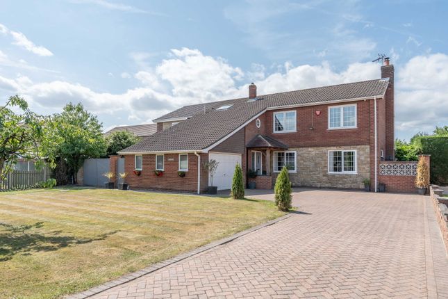 York Road, Selby YO8 5 bed detached house for sale