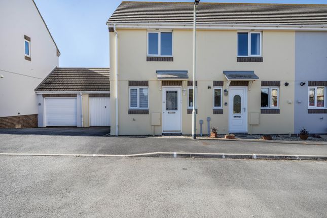Commodore Close, Bideford EX39 2 bed terraced house for sale