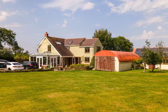 Begelly, Kilgetty 3 bed detached house for sale