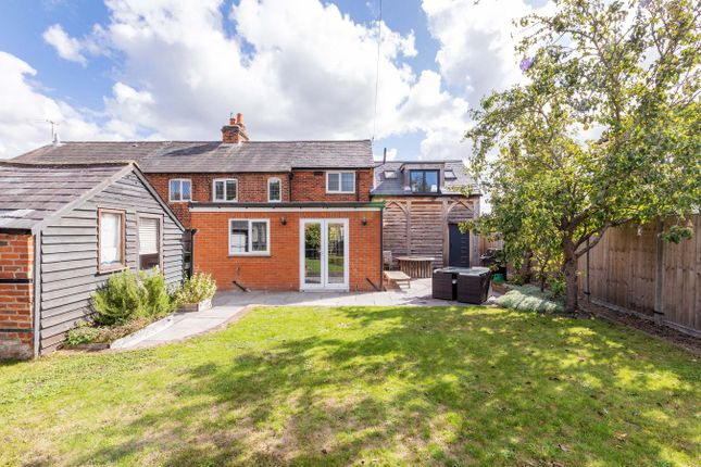 Money Row Green, Holyport SL6 4 bed semi