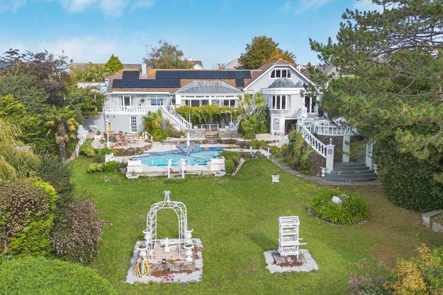 25 Whidborne Avenue, Torquay TQ1 3 bed detached house for sale