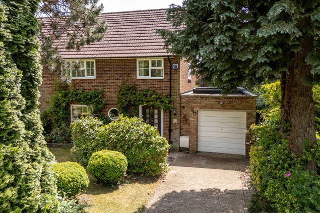 3 bed semi-detached house