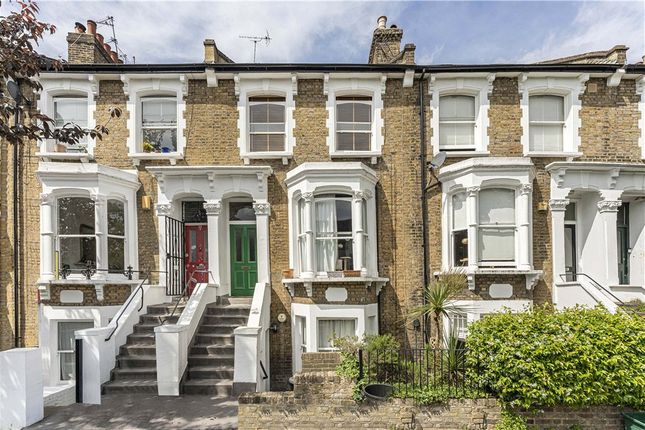 Leconfield Road, London, N5 1 bed apartment for sale