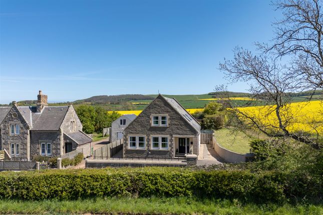4 bed detached house