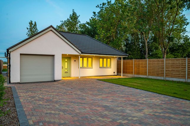 Coppers Meadow, Melton Mowbray, LE14 2 bed detached bungalow for sale