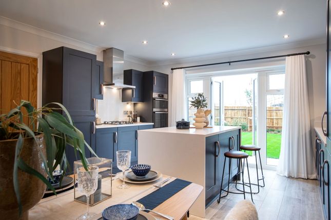 4 bed detached house
