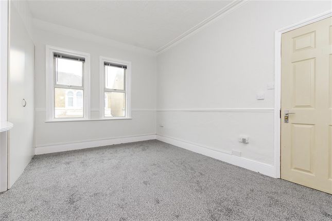 Darnley Street, Gravesend, Kent 4 bed terraced house for sale