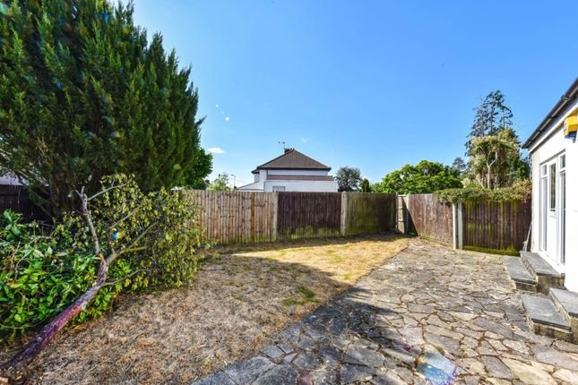 5 bedroom semi-detached house for sale