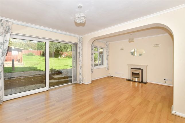 Blackheath Grove, Wonersh, Guildford... 3 bed semi